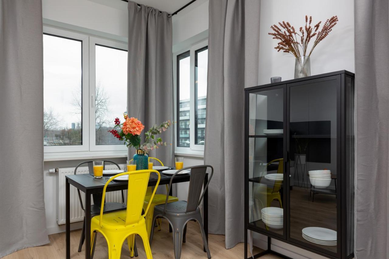 Artistic Zoliborz Apartments By Noclegi Renters Varsóvia Exterior foto